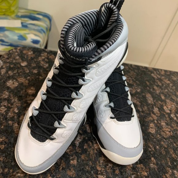 Gently Pre-Owned Unisex Air Jordan 9 Retro Barons is a special edition - Picture 1 of 5